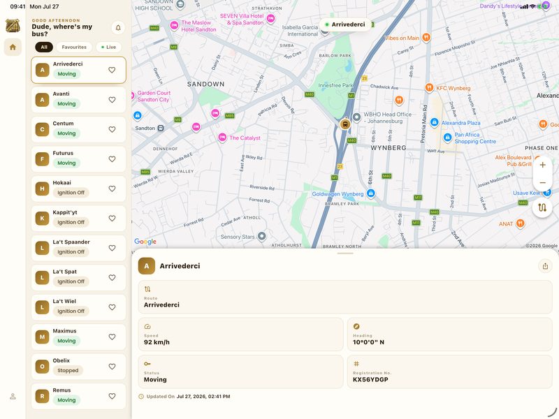 Helpmekaar App on iPad: the bus list beside the live map with a bus moving